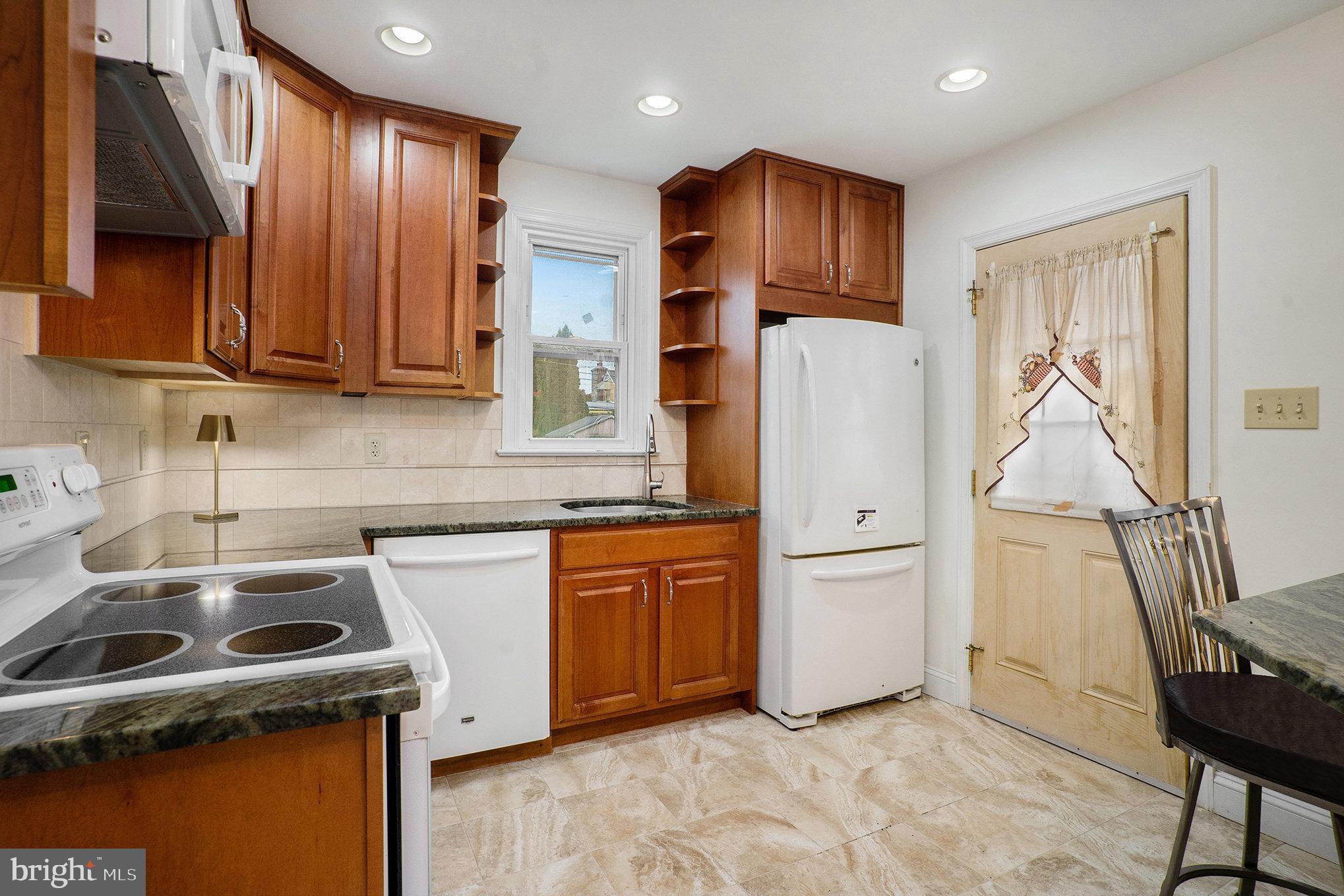 MILMONT PARK - Residential