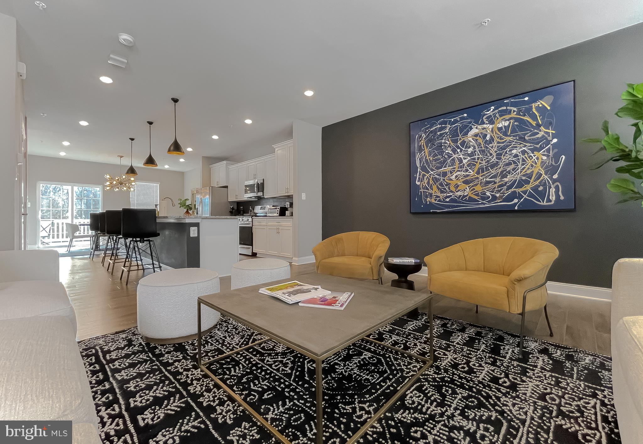 WOODS OF MYRTLE POINT - Residential Lease