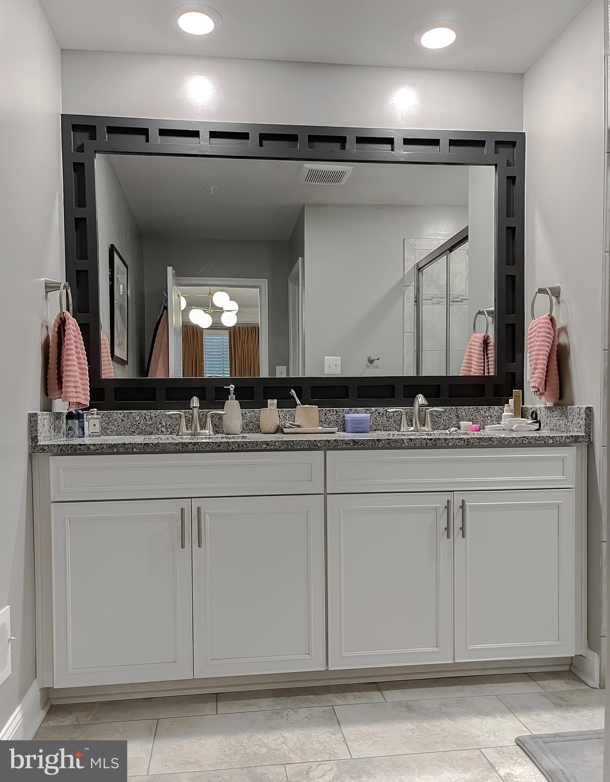 WOODS OF MYRTLE POINT - Residential Lease