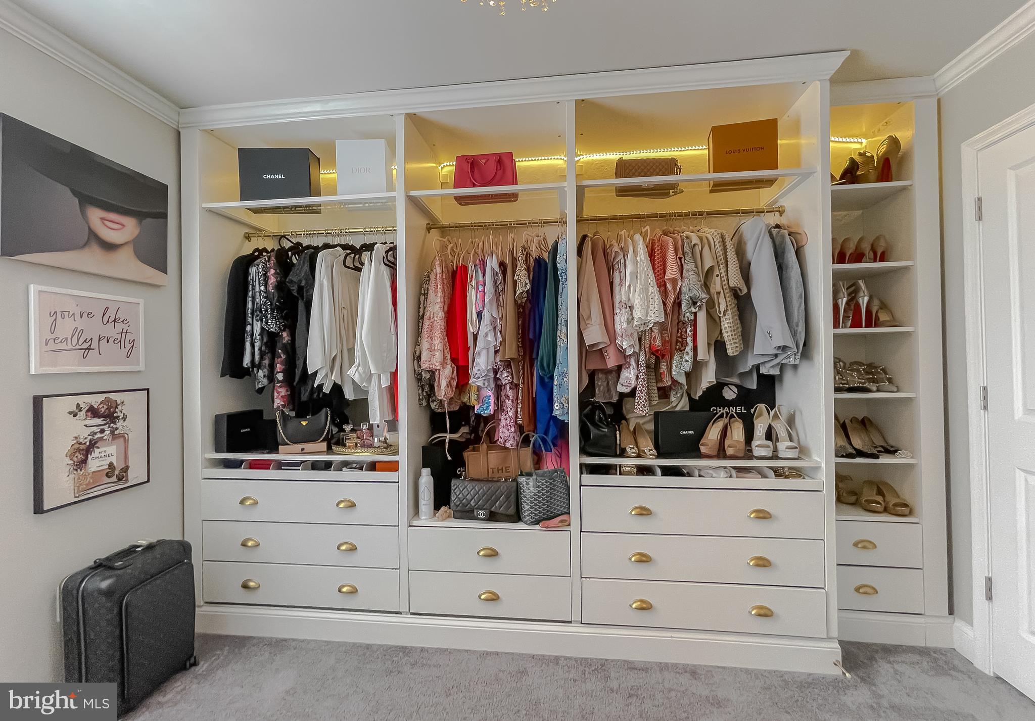 WOODS OF MYRTLE POINT - Residential Lease