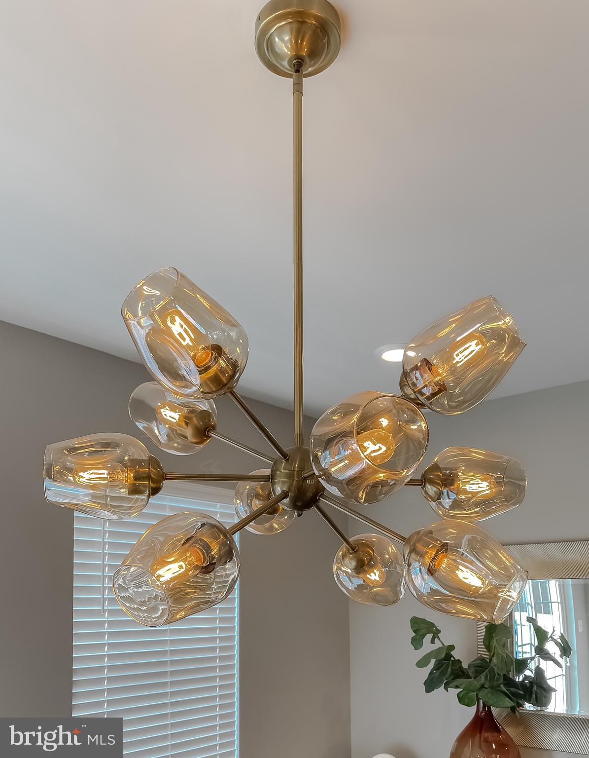 WOODS OF MYRTLE POINT - Residential Lease