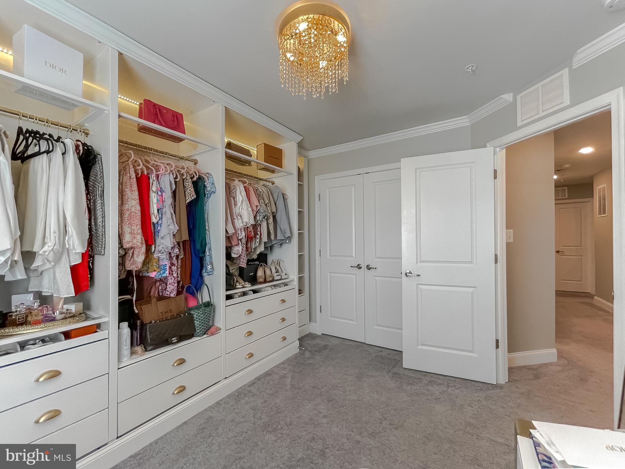 WOODS OF MYRTLE POINT - Residential Lease