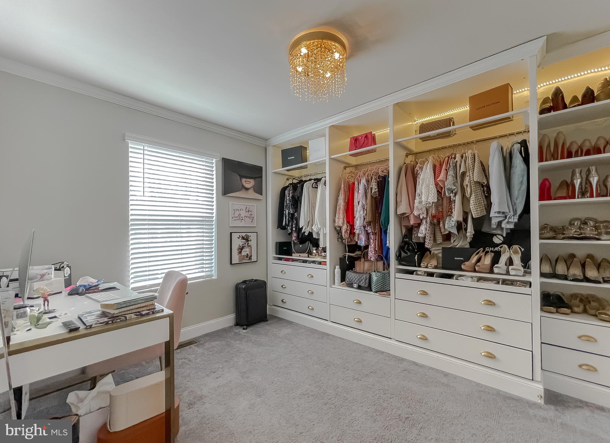 WOODS OF MYRTLE POINT - Residential Lease