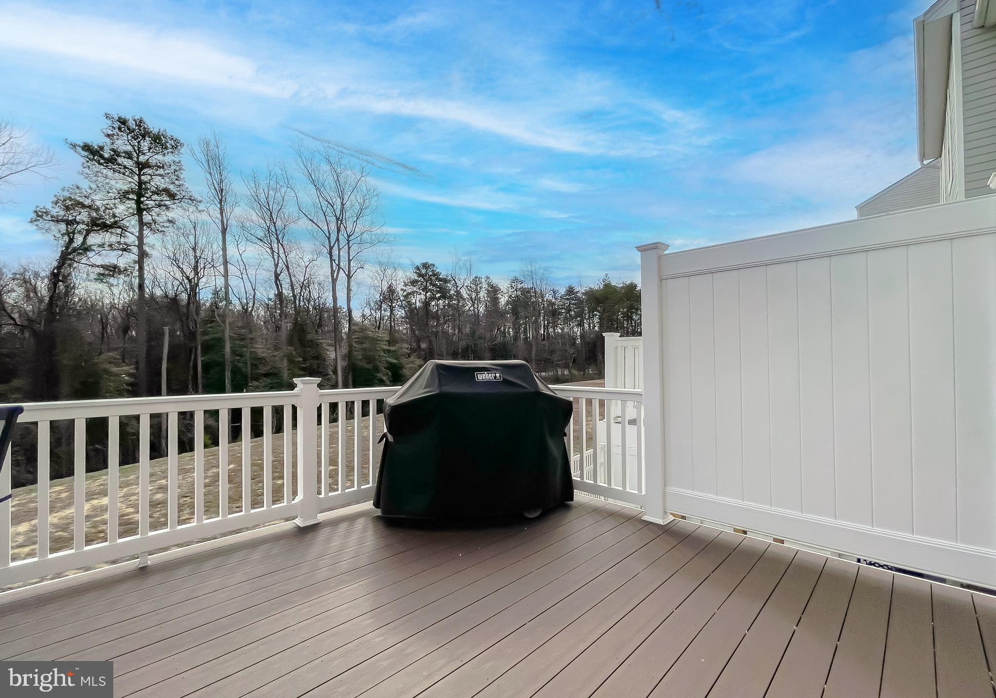 WOODS OF MYRTLE POINT - Residential Lease