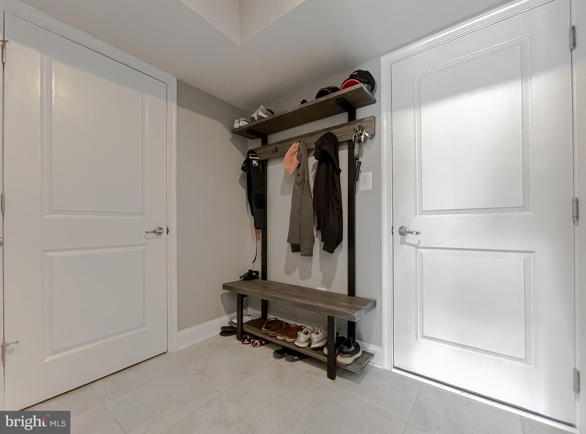 WOODS OF MYRTLE POINT - Residential Lease