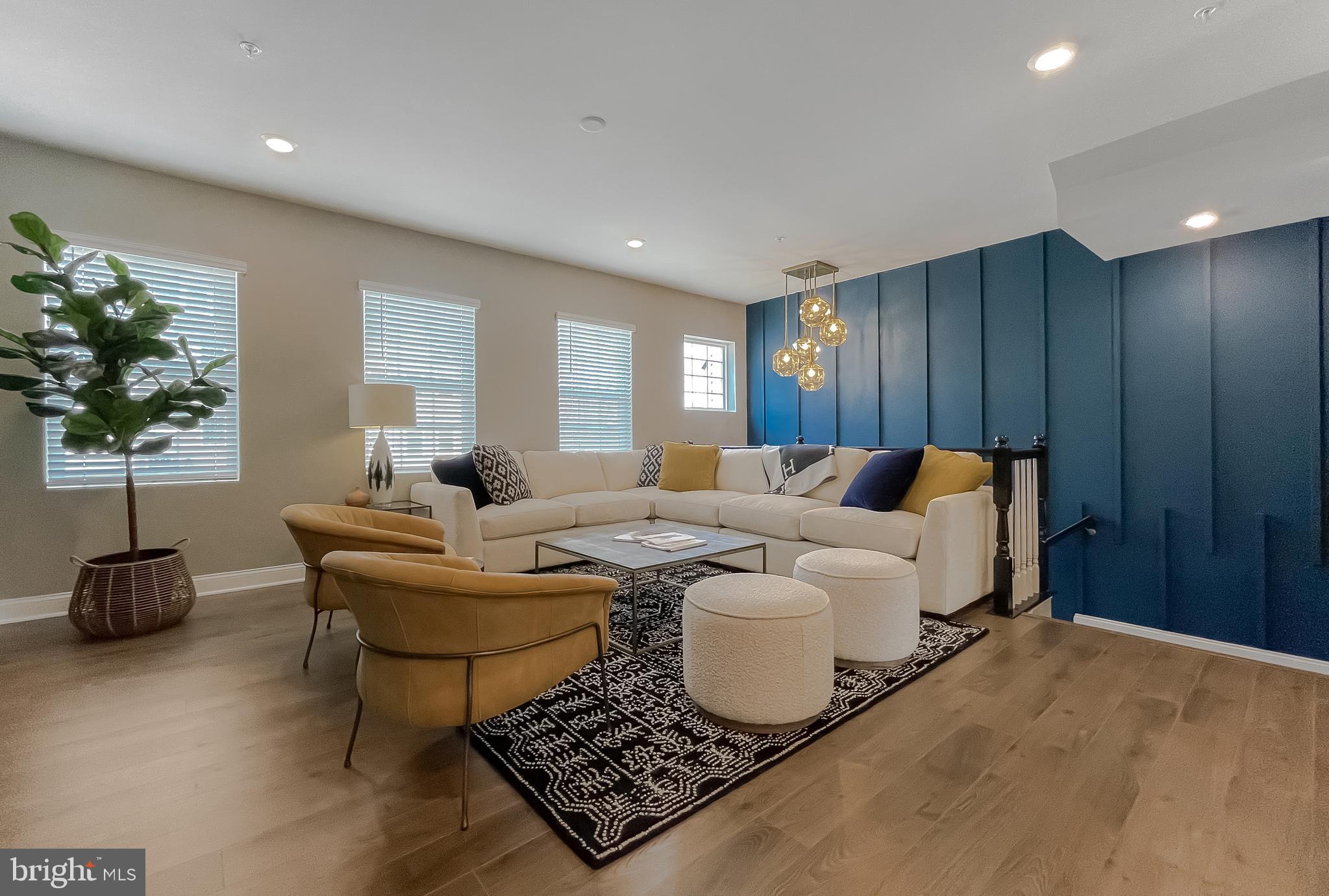 WOODS OF MYRTLE POINT - Residential Lease