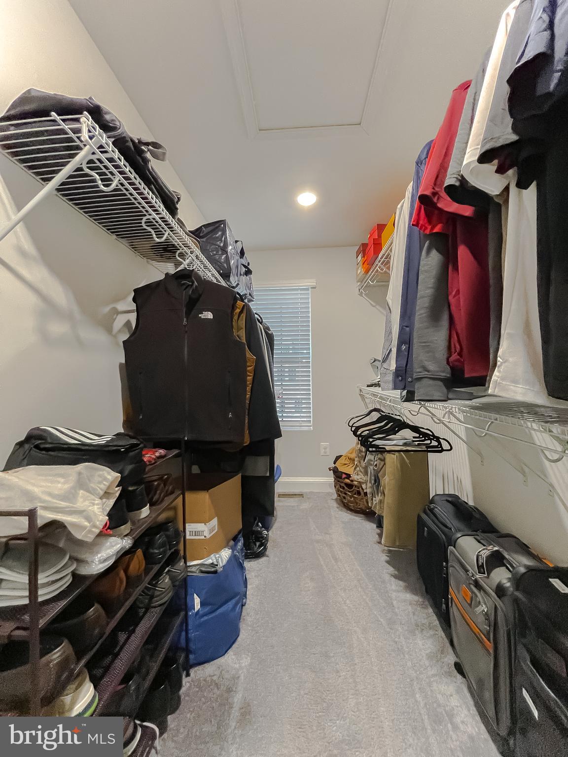 WOODS OF MYRTLE POINT - Residential Lease