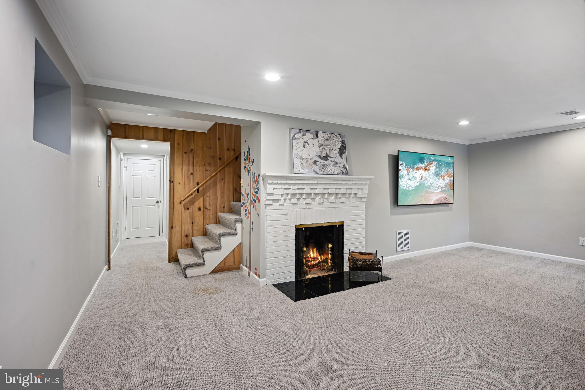 WESTMORELAND HILLS - Residential