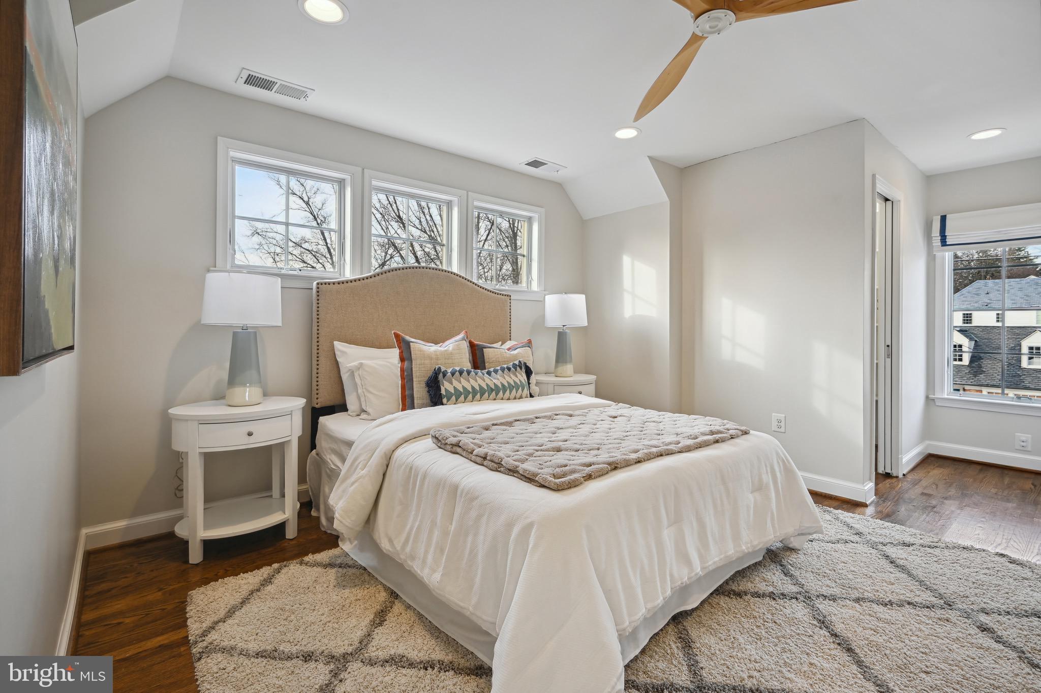 WESTMORELAND HILLS - Residential