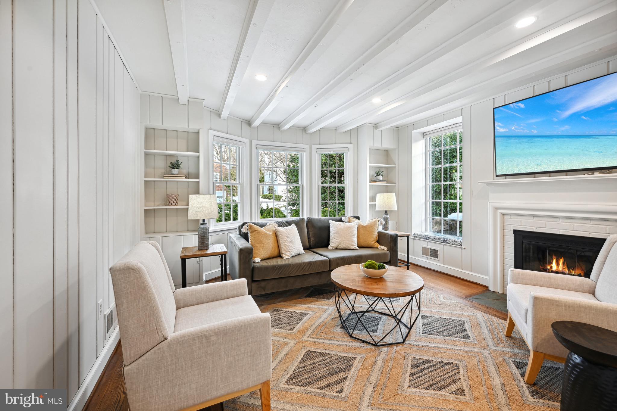 WESTMORELAND HILLS - Residential