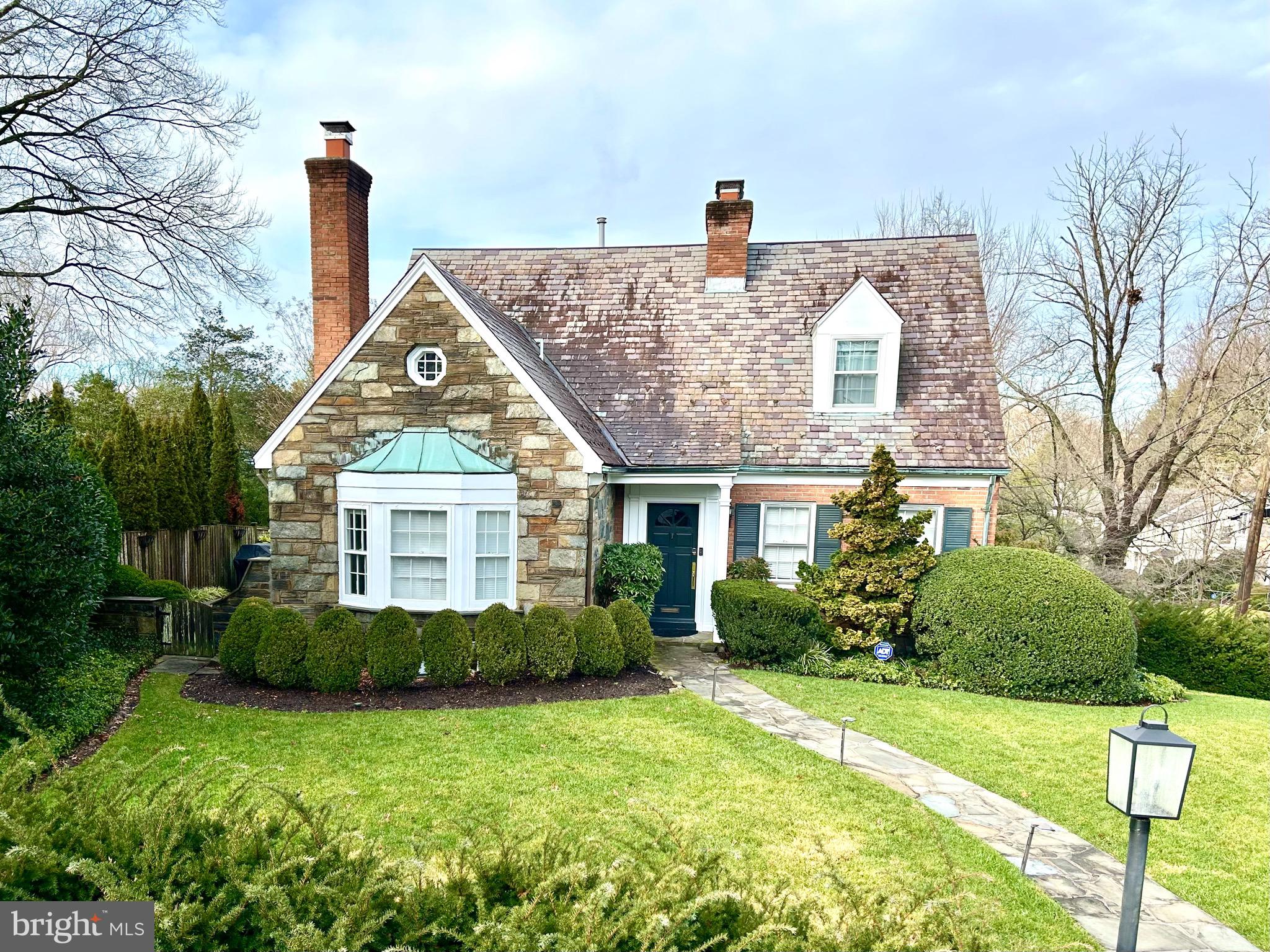 WESTMORELAND HILLS - Residential