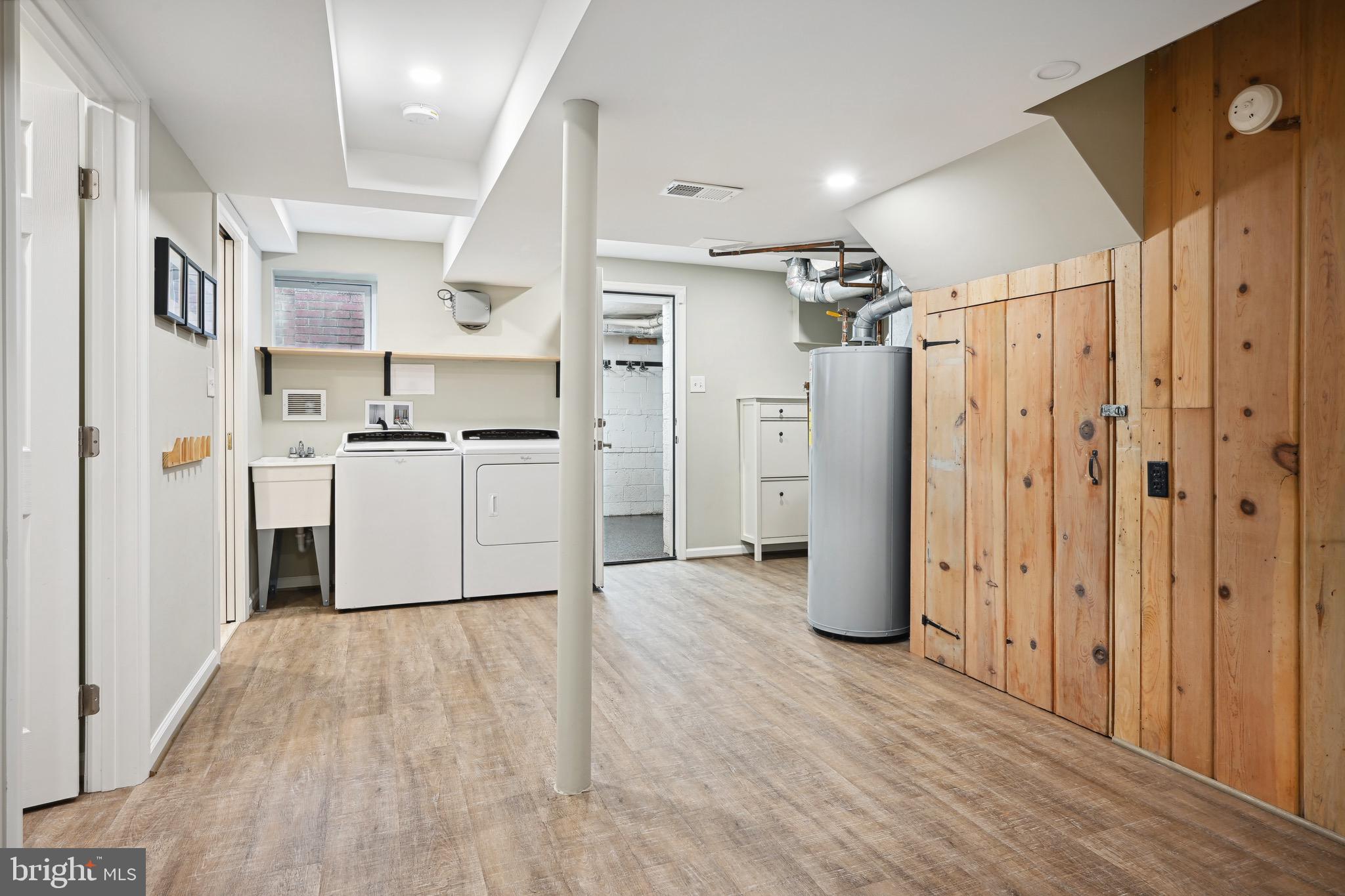 WESTMORELAND HILLS - Residential