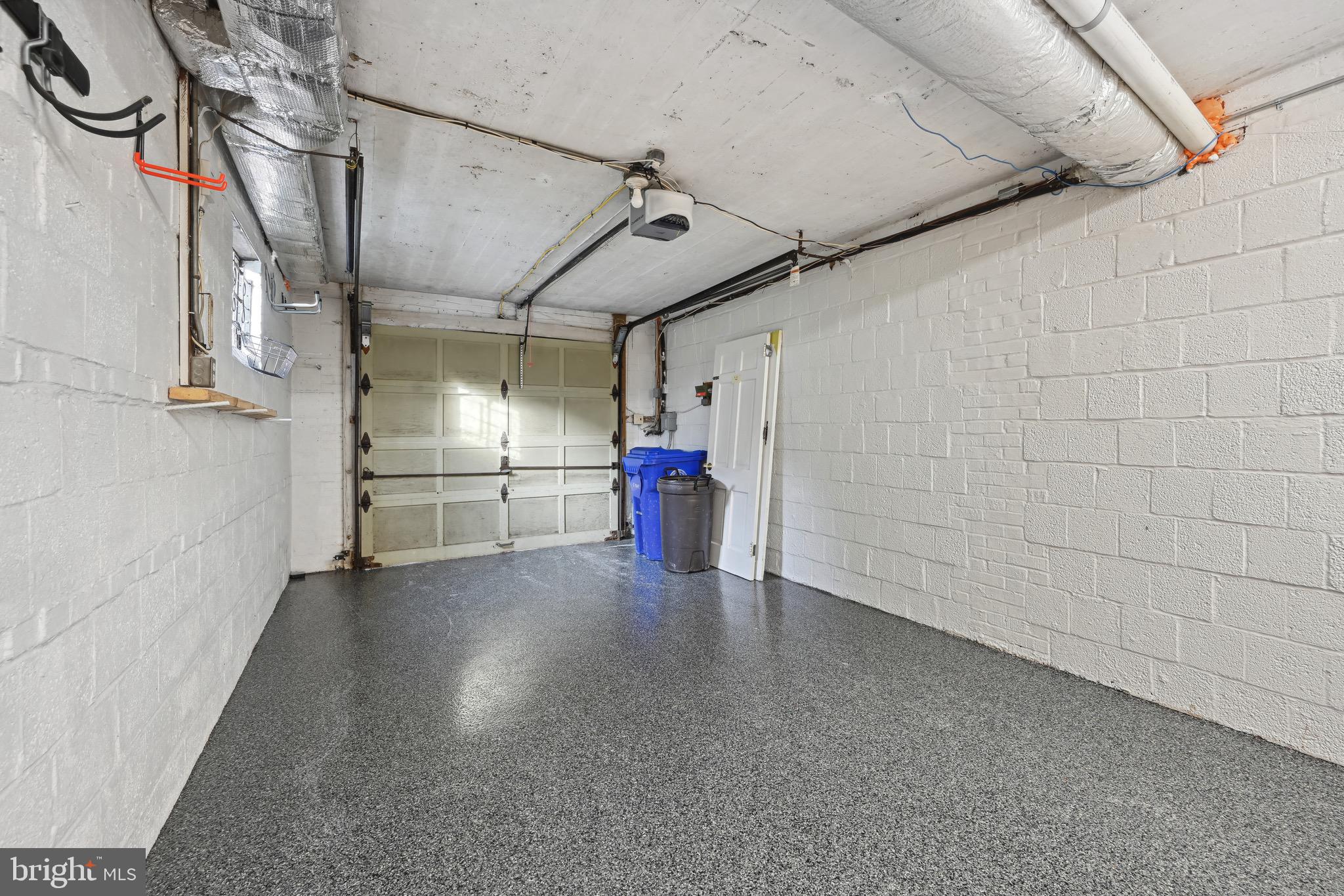 WESTMORELAND HILLS - Residential