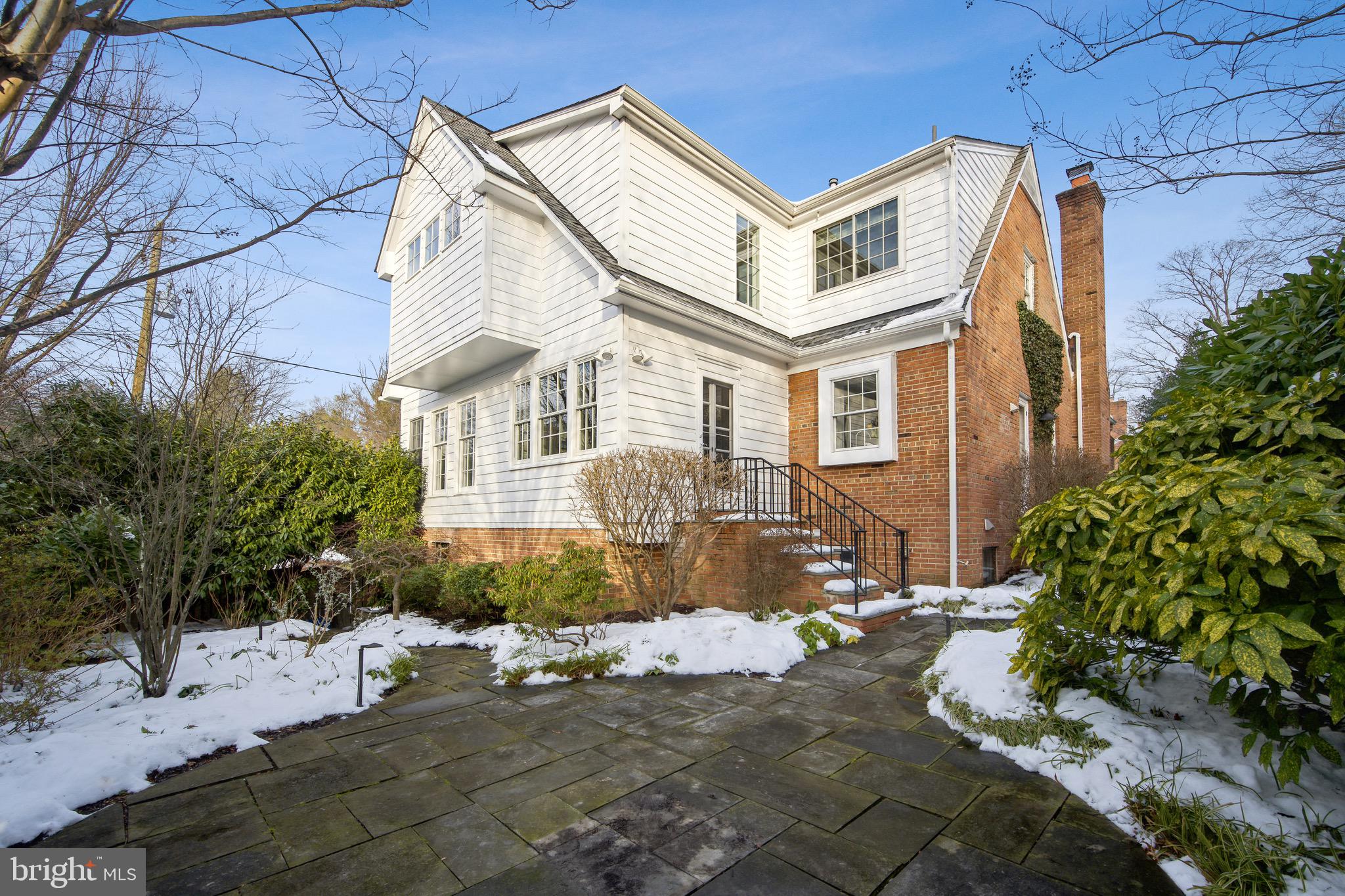 WESTMORELAND HILLS - Residential