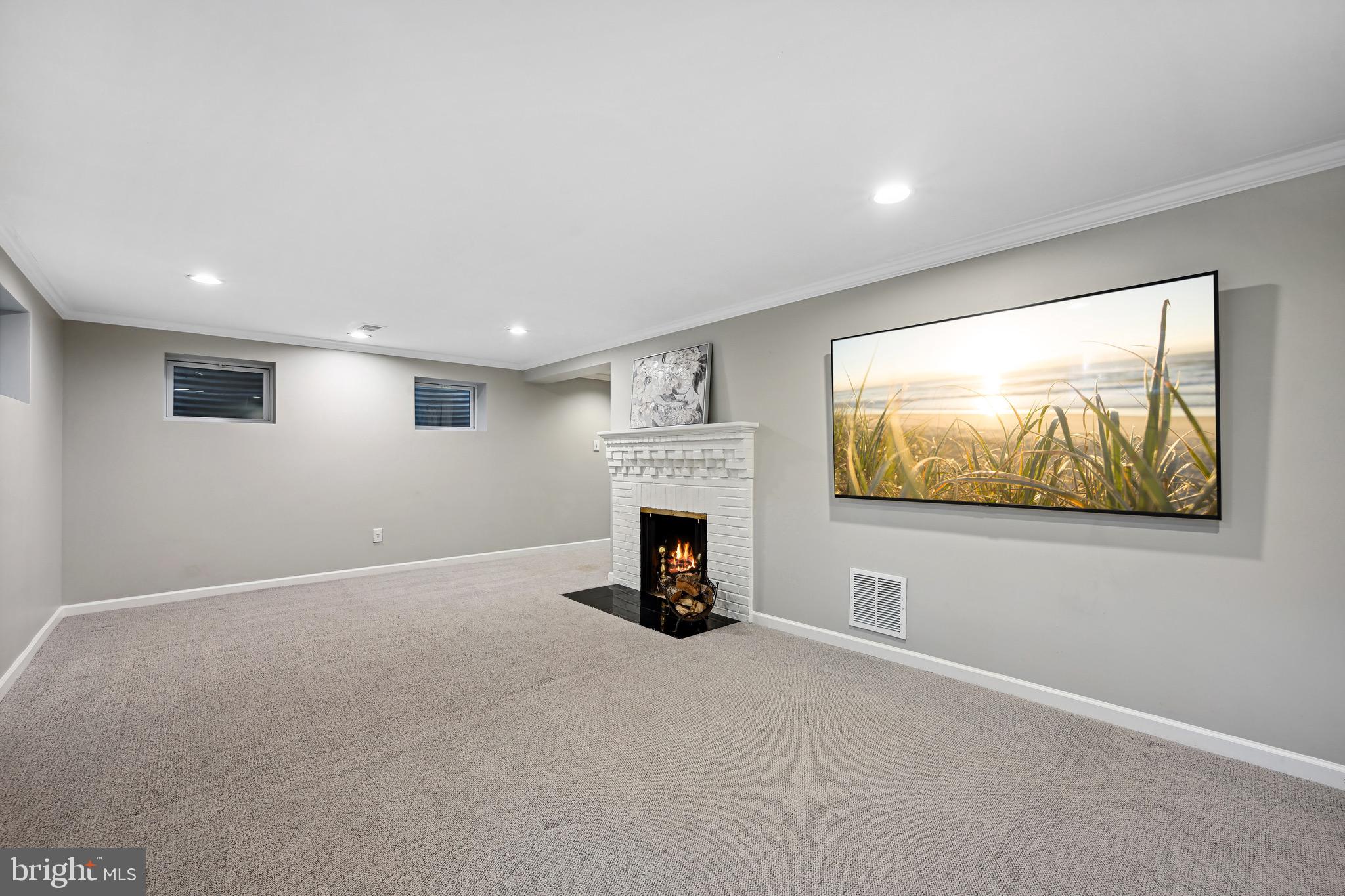 WESTMORELAND HILLS - Residential