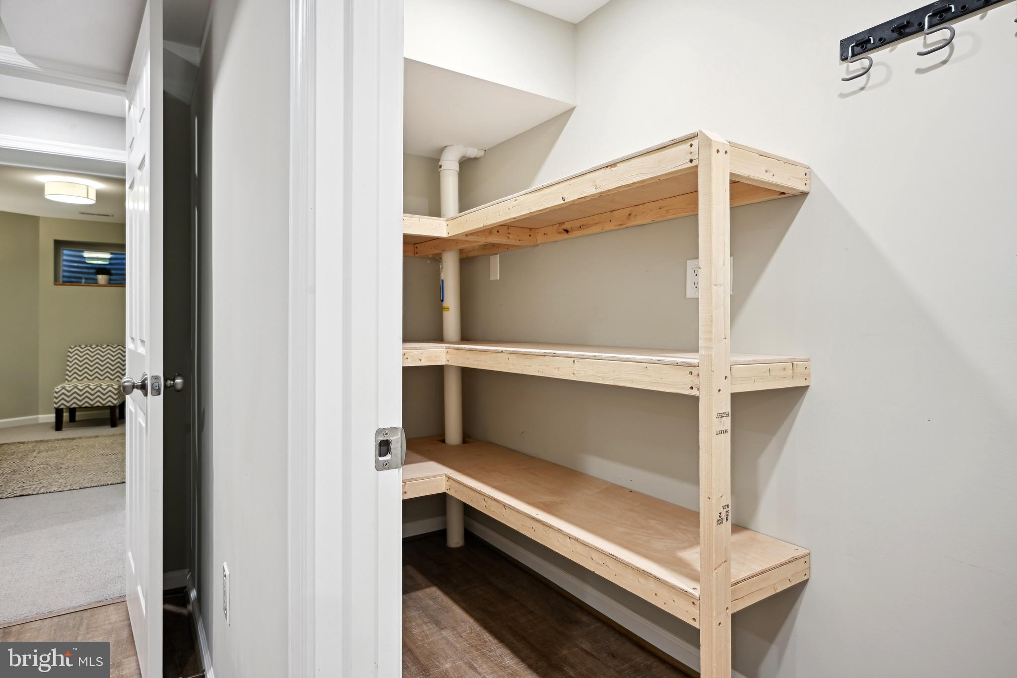 WESTMORELAND HILLS - Residential