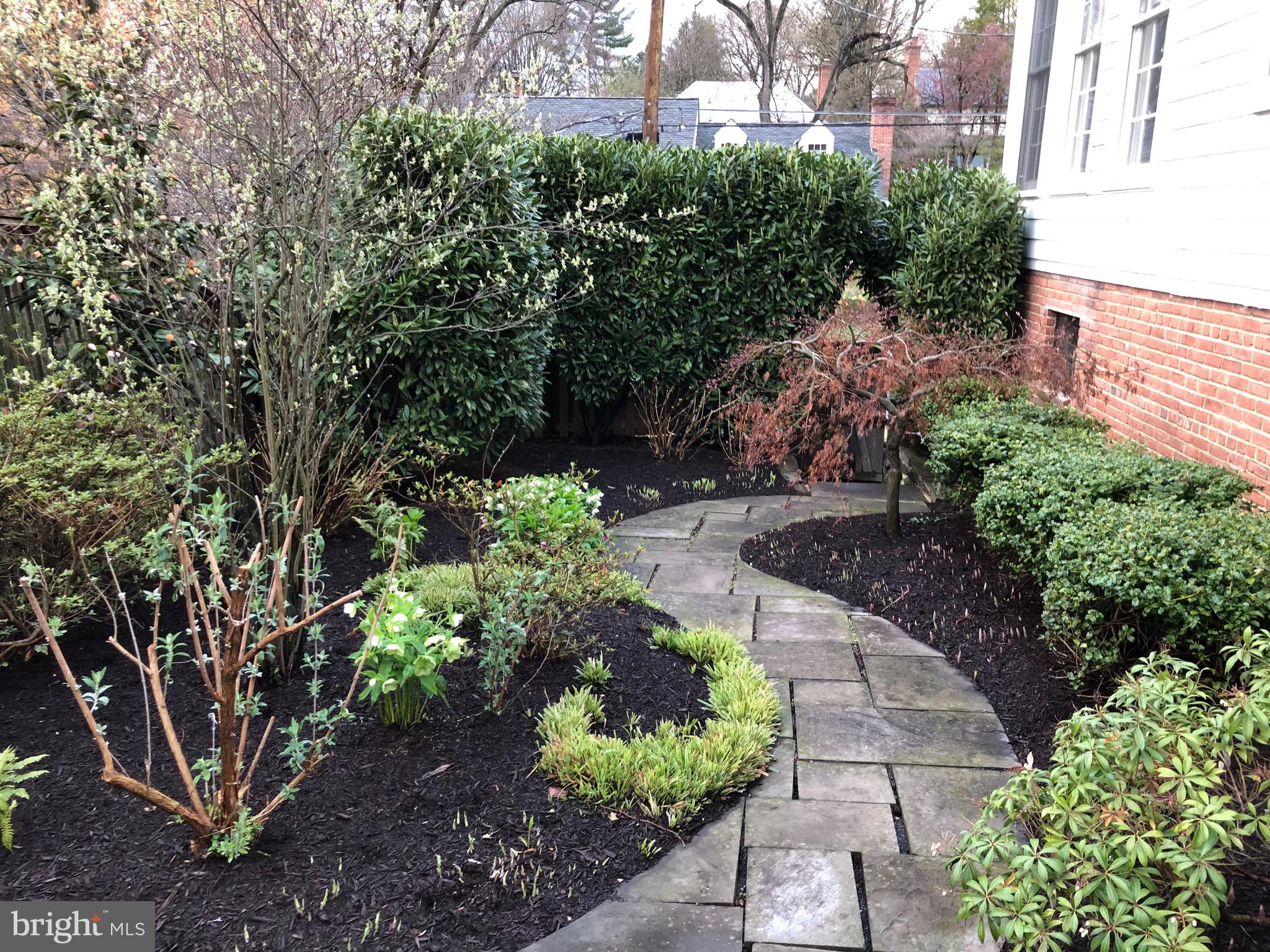 WESTMORELAND HILLS - Residential