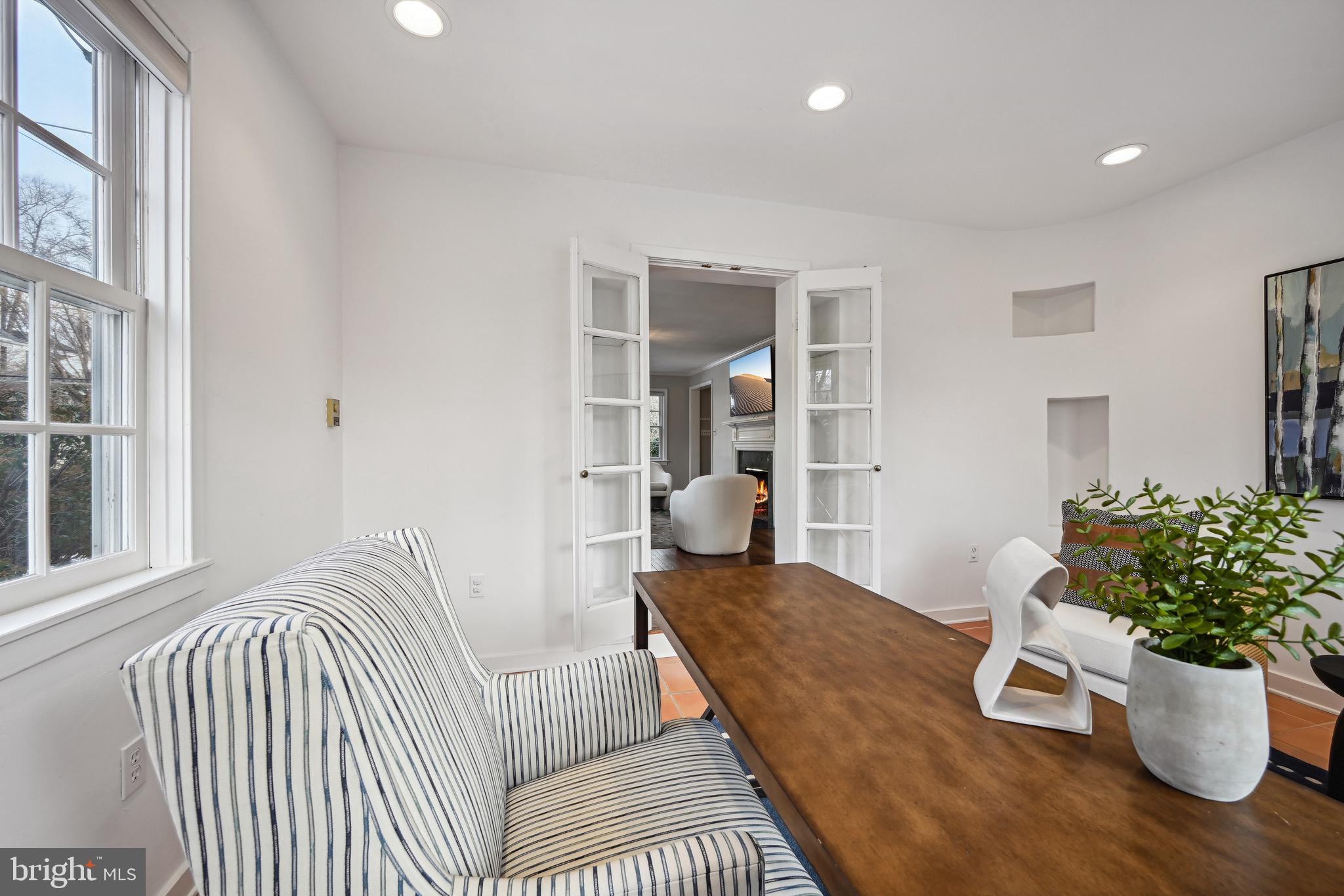 WESTMORELAND HILLS - Residential