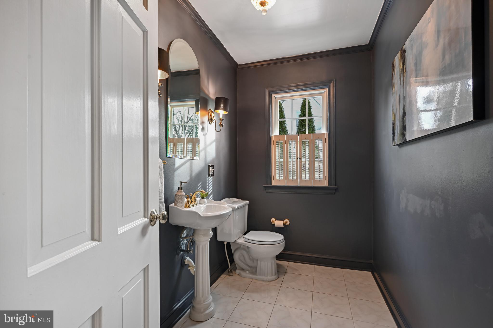 WESTMORELAND HILLS - Residential