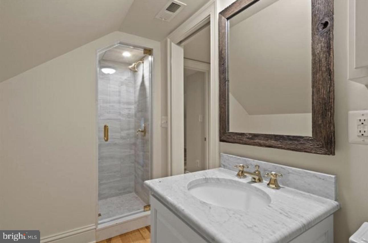 MONKTON - Residential