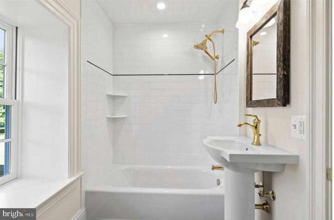 MONKTON - Residential