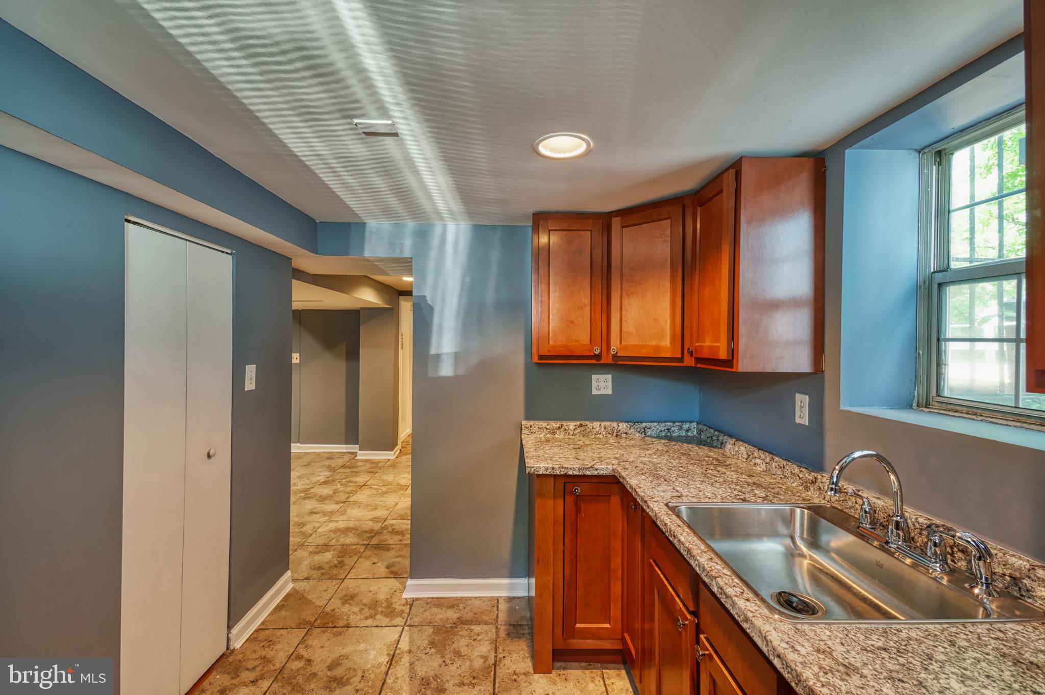 TEMPLE HILLS - Residential Lease