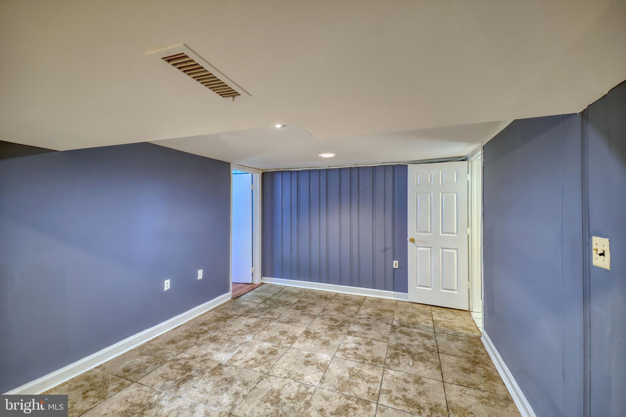 TEMPLE HILLS - Residential Lease