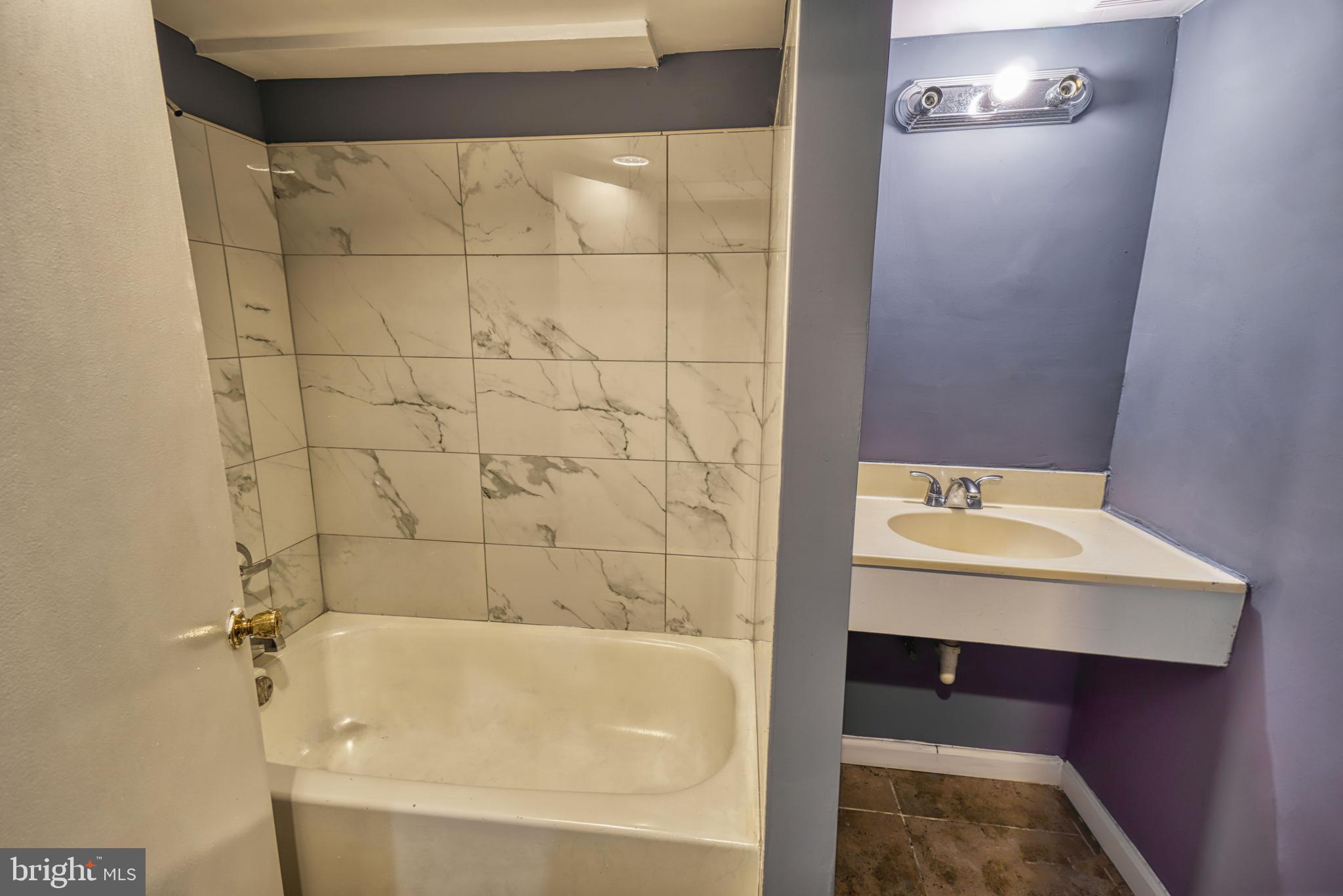 TEMPLE HILLS - Residential Lease