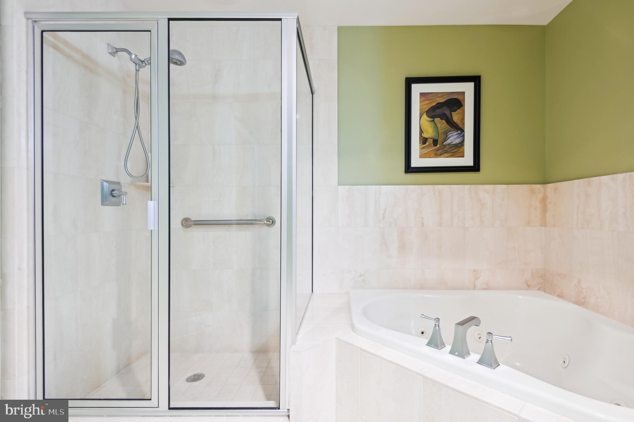 HARBOR EAST - Residential