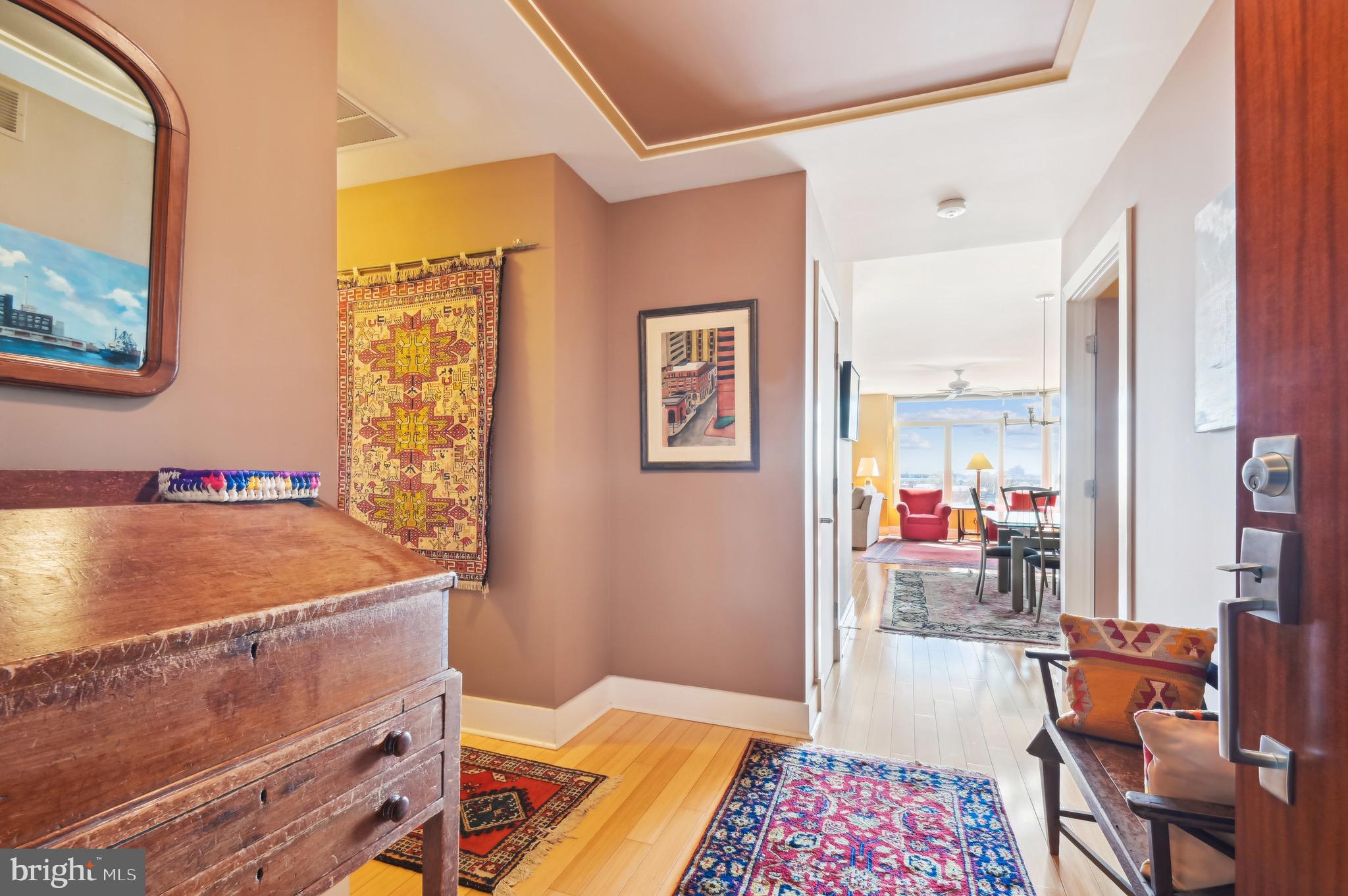 HARBOR EAST - Residential