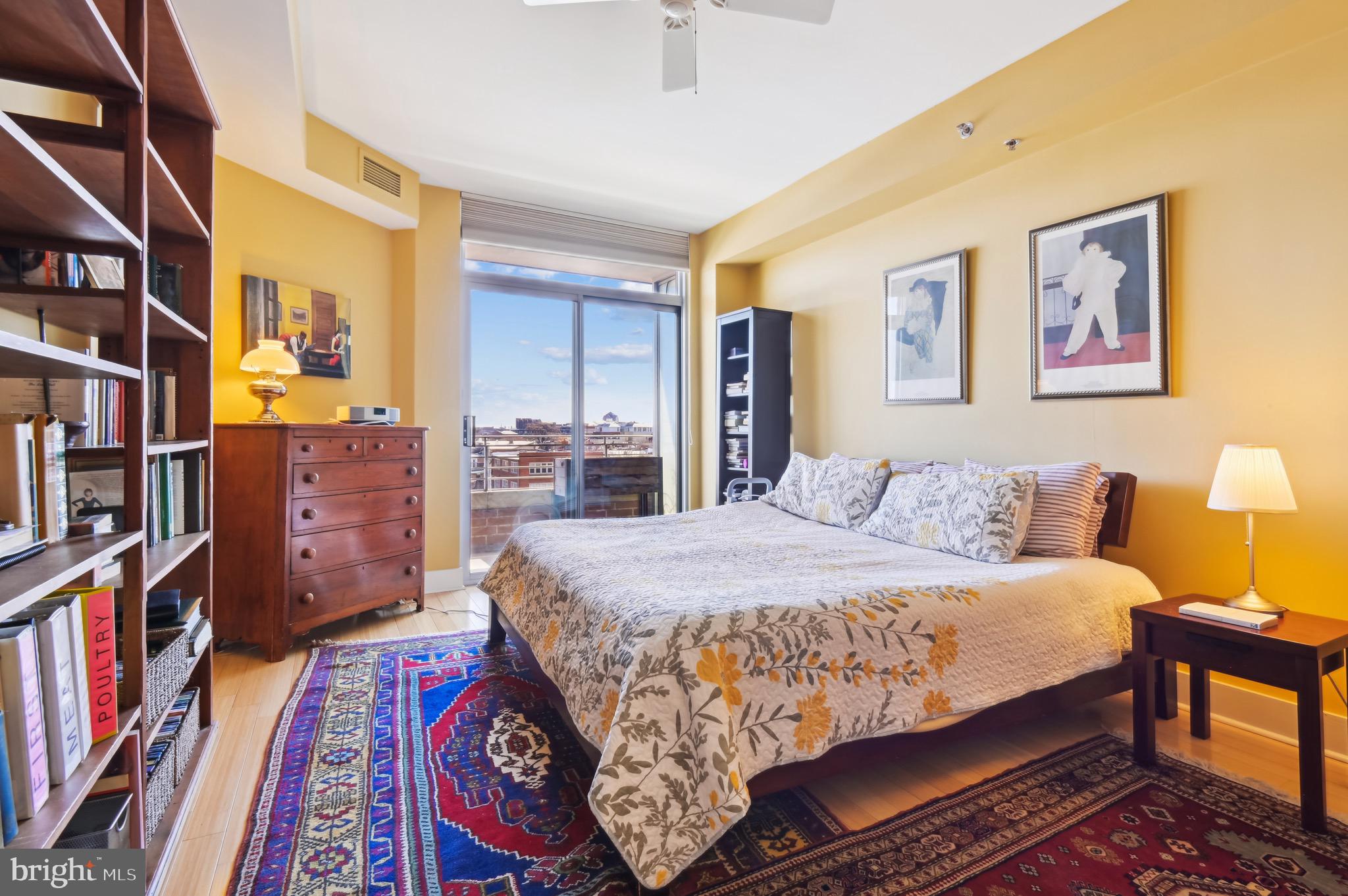 HARBOR EAST - Residential