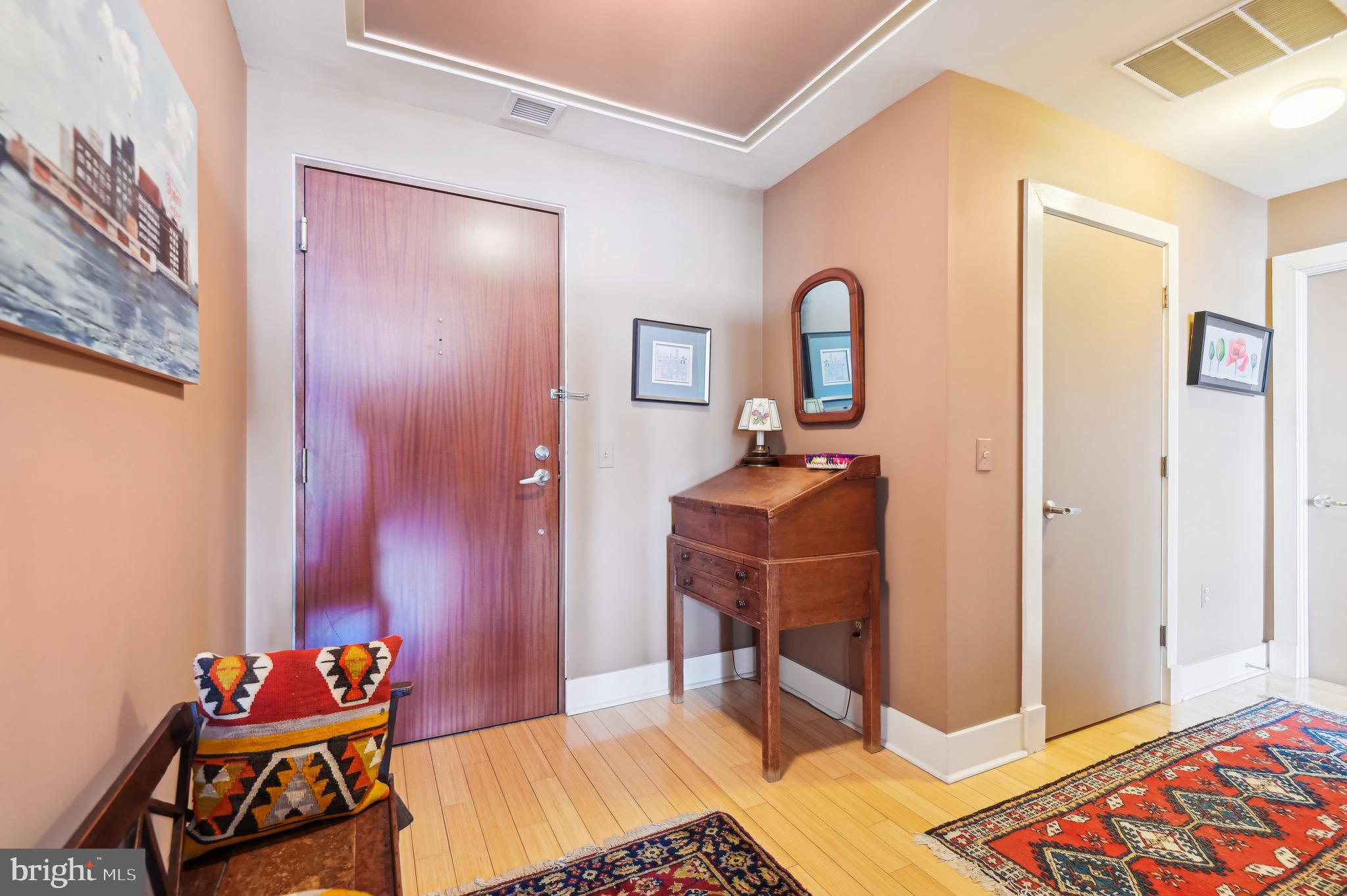 HARBOR EAST - Residential