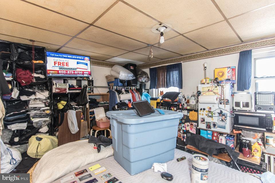 FRANKFORD - Residential Income