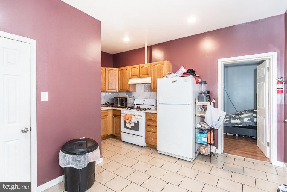 FRANKFORD - Residential Income