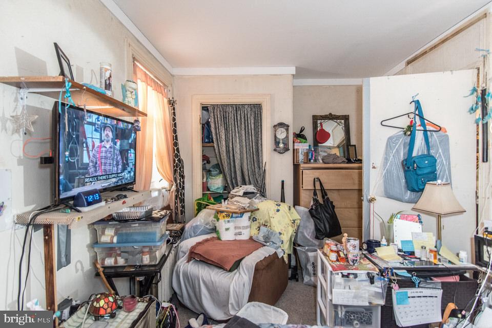 FRANKFORD - Residential Income