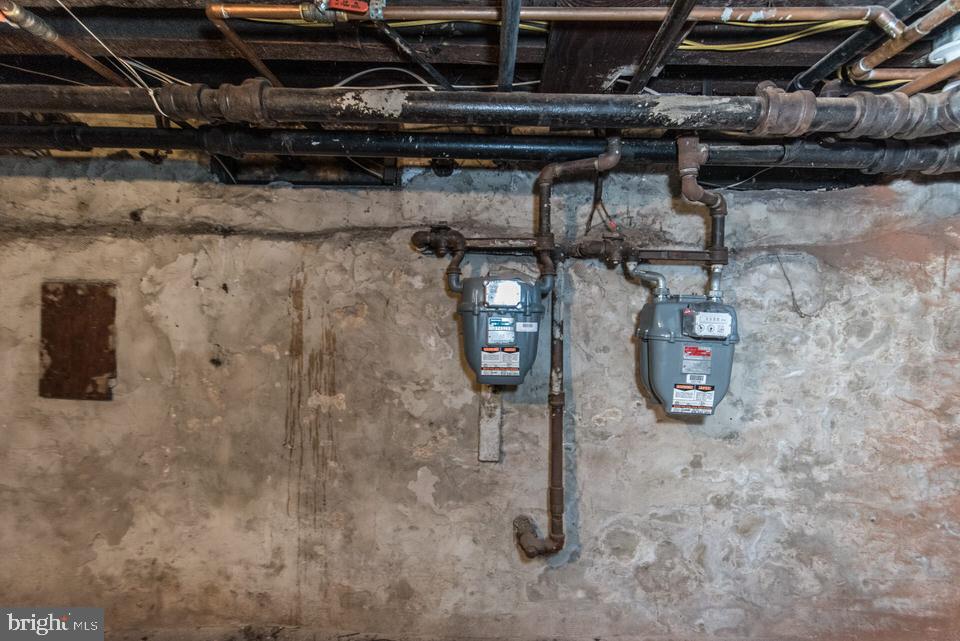 FRANKFORD - Residential Income