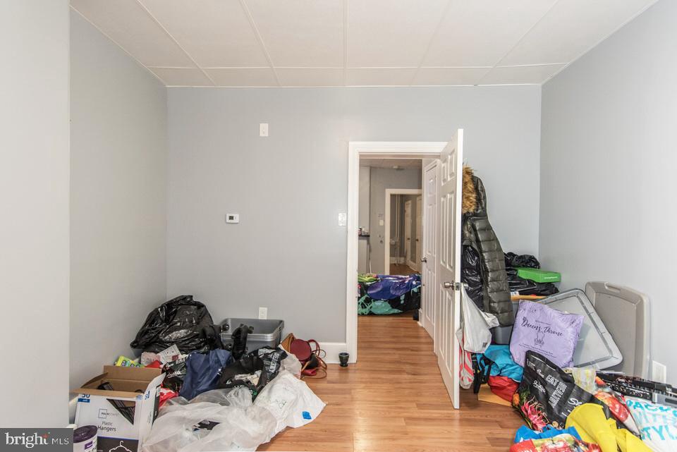 FRANKFORD - Residential Income