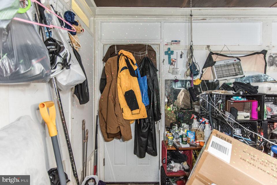 FRANKFORD - Residential Income