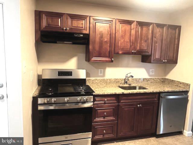 HOLLY HILL - Residential Lease