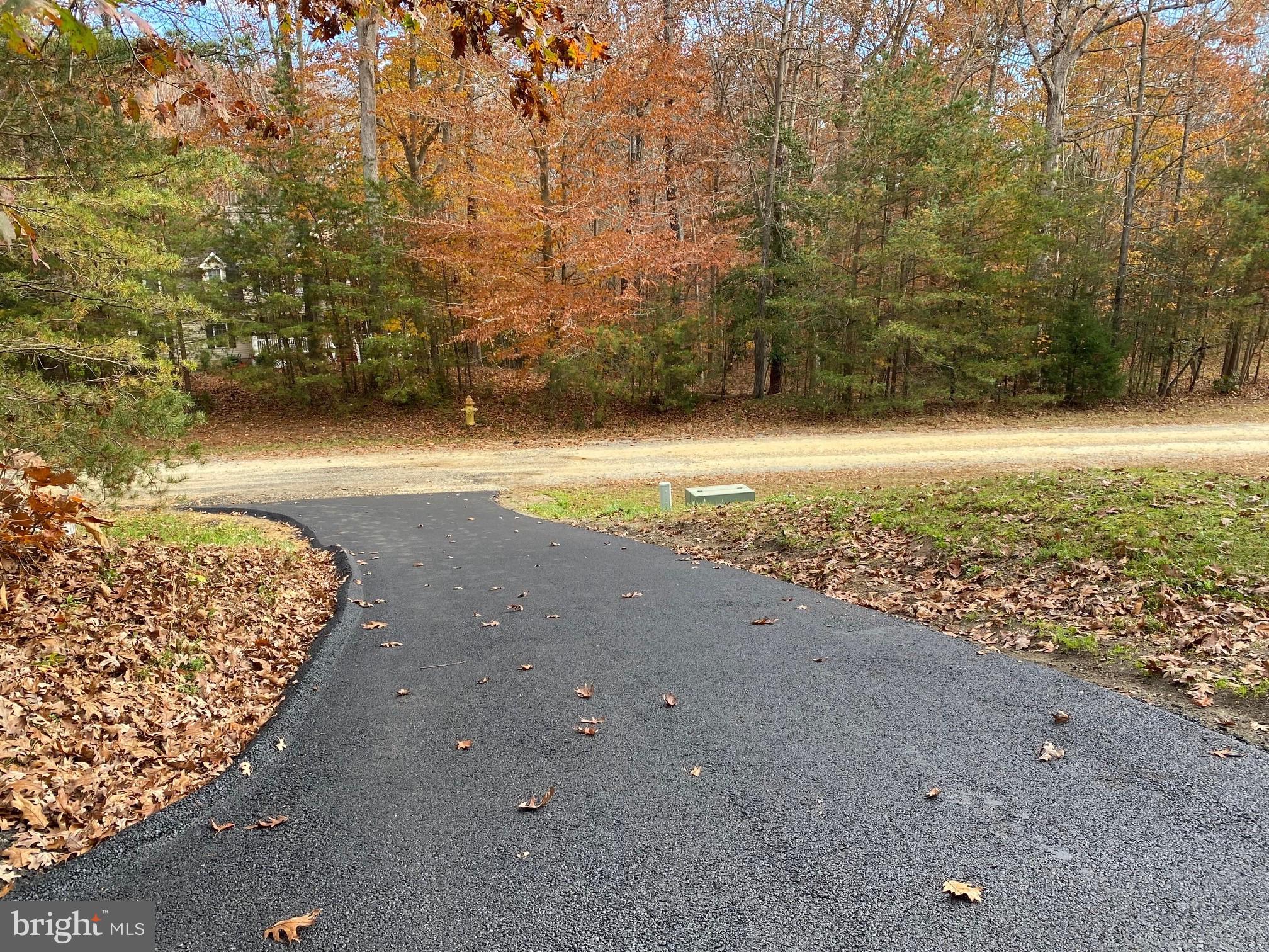 BRUCE KNOLLS - Residential