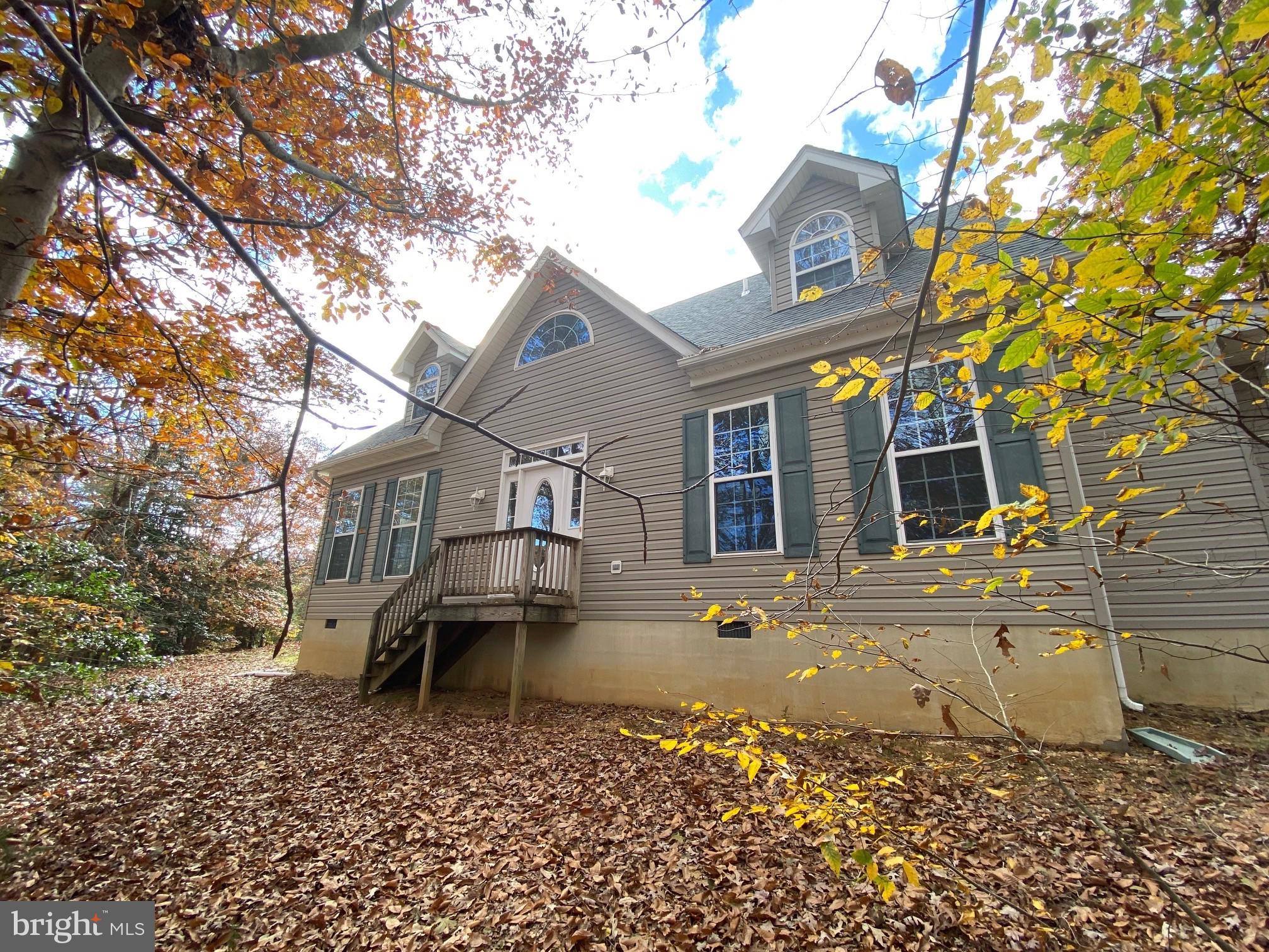 BRUCE KNOLLS - Residential