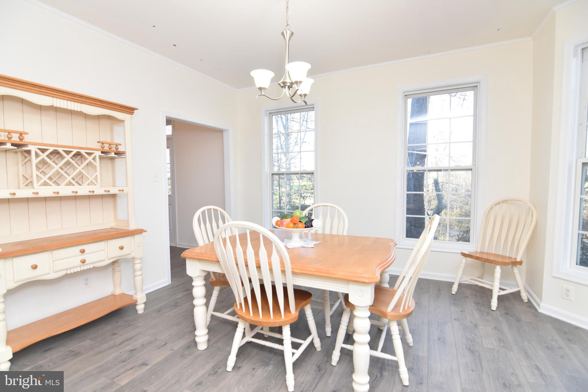 BRUCE KNOLLS - Residential