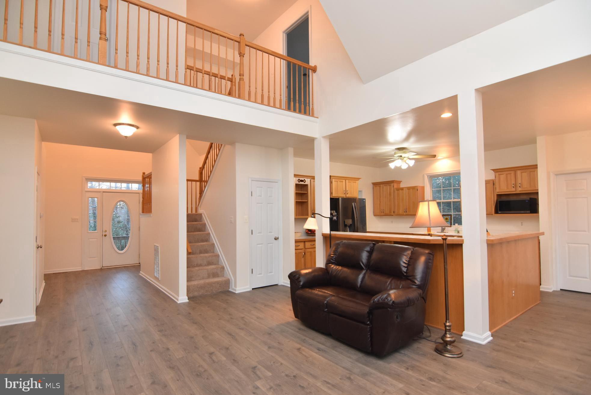 BRUCE KNOLLS - Residential