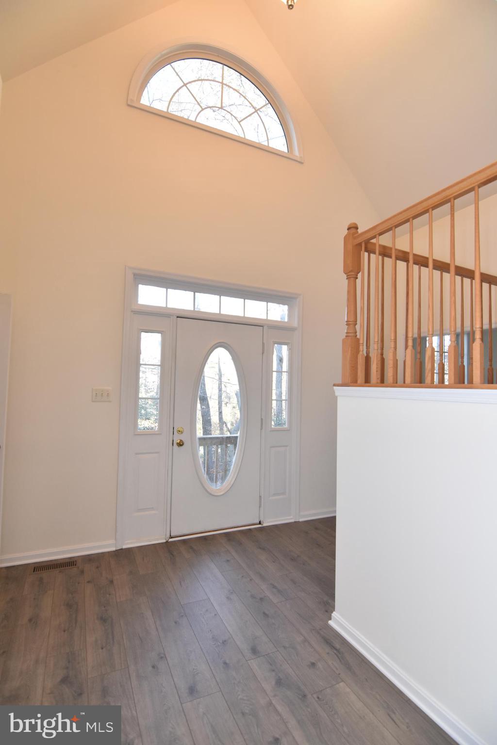 BRUCE KNOLLS - Residential