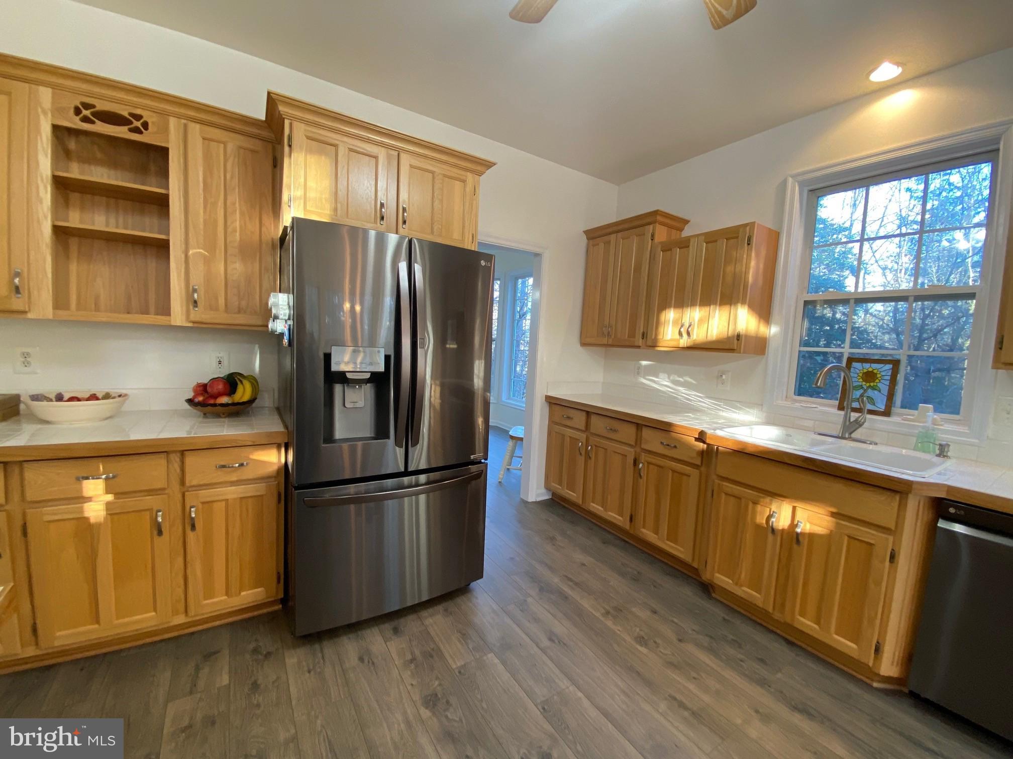 BRUCE KNOLLS - Residential