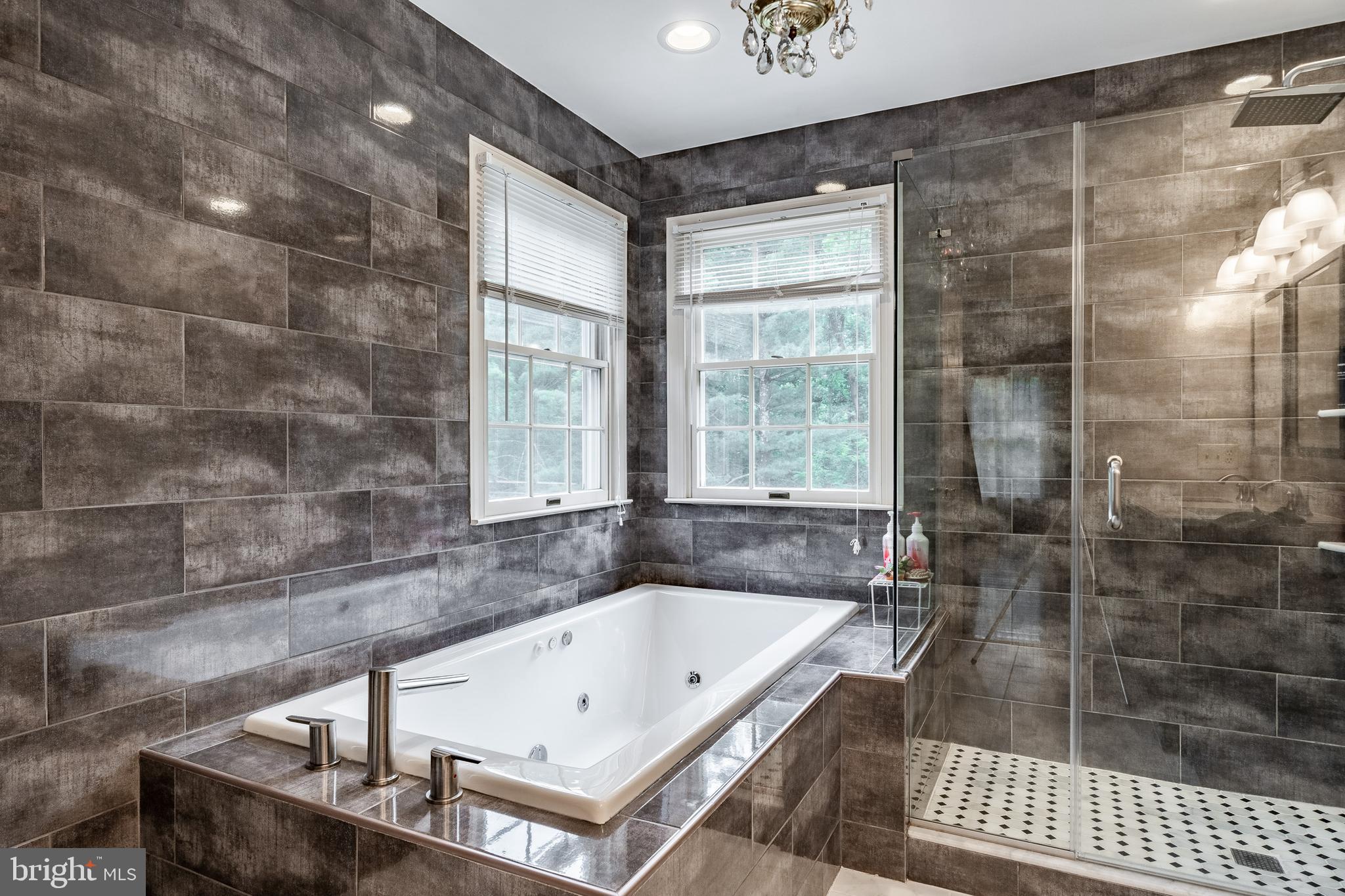 DAYLESFORD ESTATES - Residential