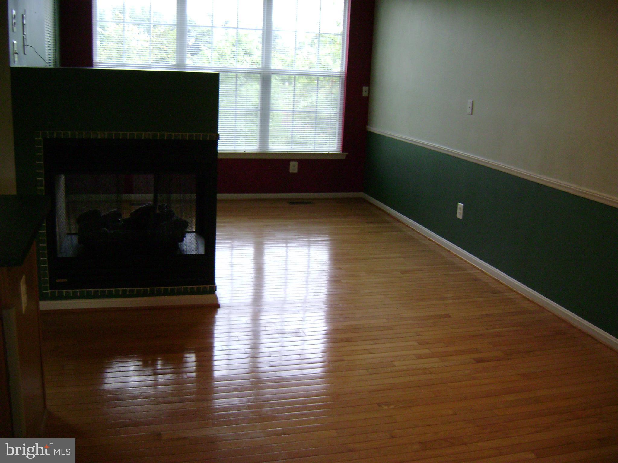 JEFFERSON VILLAGE TH - Residential Lease