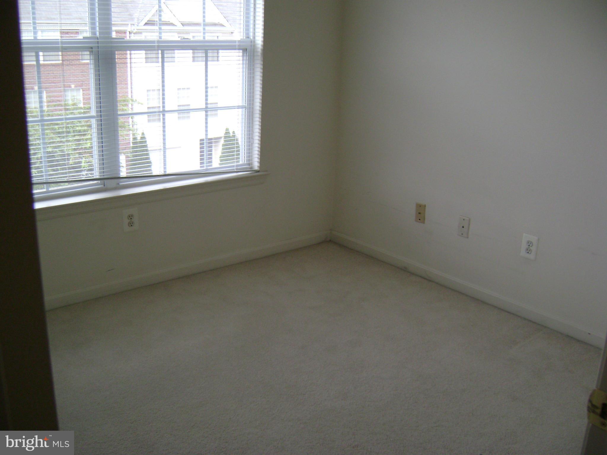 JEFFERSON VILLAGE TH - Residential Lease