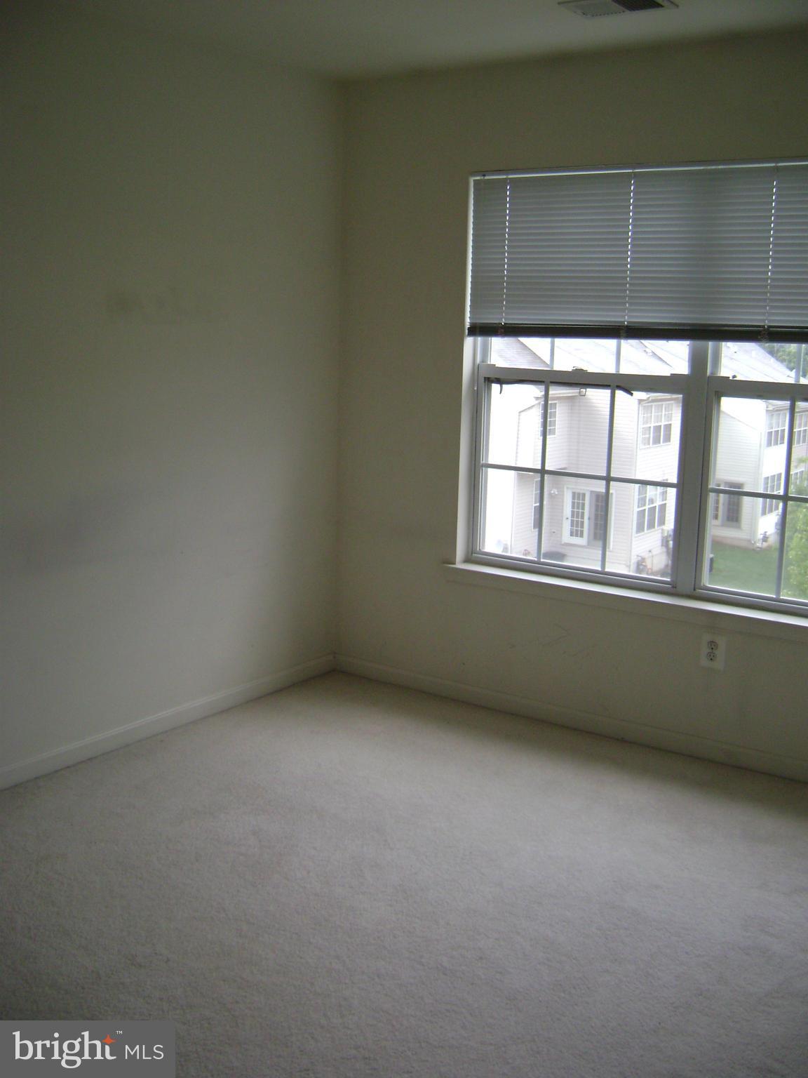 JEFFERSON VILLAGE TH - Residential Lease