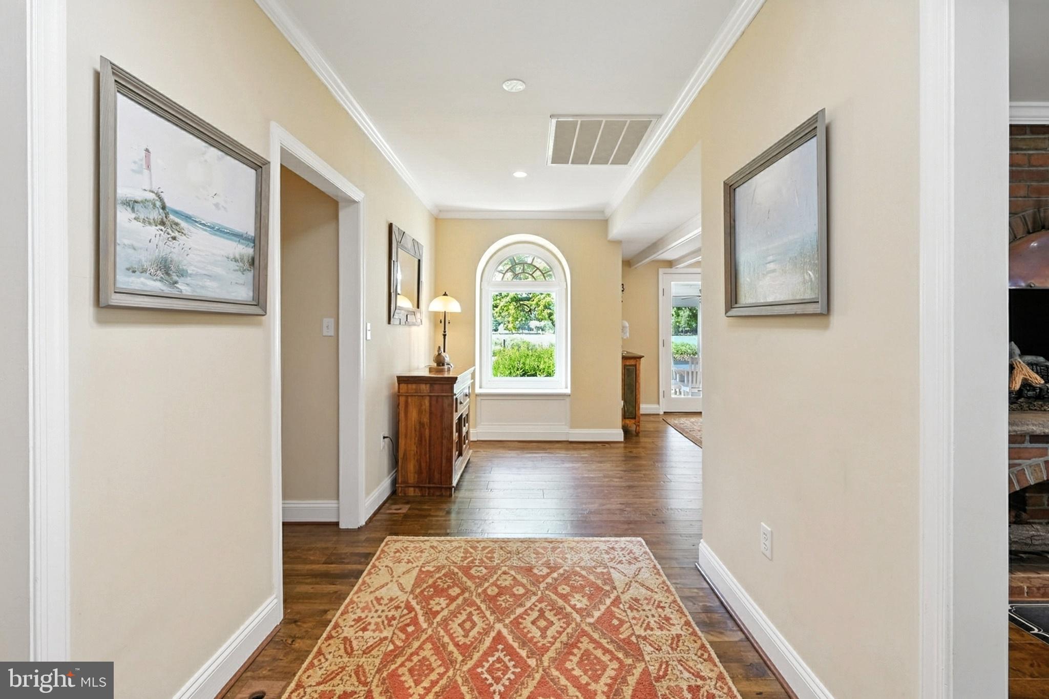 SOLITUDE - Residential